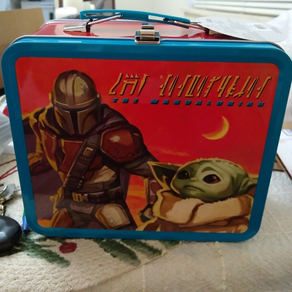Star Wars the Mandelorian lunch box New with Tag - Picture 1 of 9